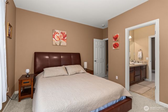 9245 SE Piperhill Drive, Olympia, WA 98513