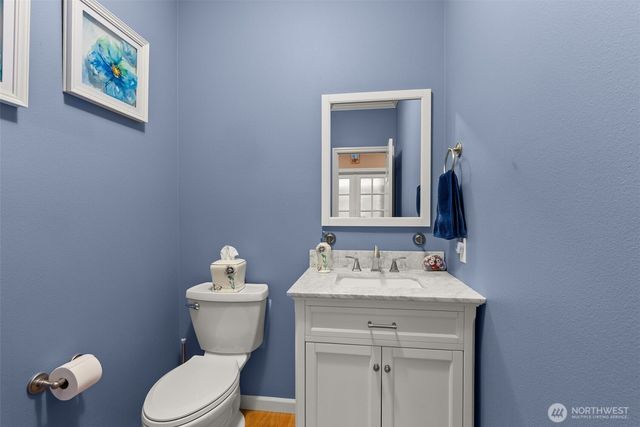 9245 SE Piperhill Drive, Olympia, WA 98513