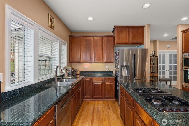 9245 SE Piperhill Drive, Olympia, WA 98513