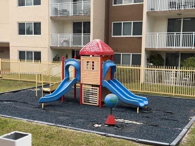 6940 Miami Gardens Dr 1-329, Hialeah, FL 33015