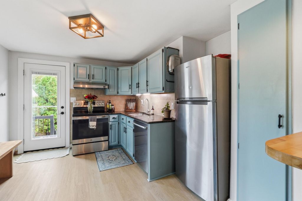 125 W Commonwealth Drive, Portland, ME 04103 — photo 5