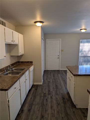 7550 Marlinda Circle, Fort Worth, TX 76140