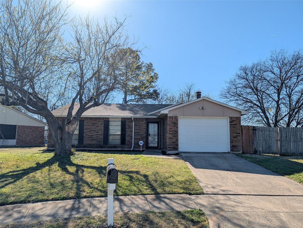 7550 Marlinda Circle, Fort Worth, TX 76140