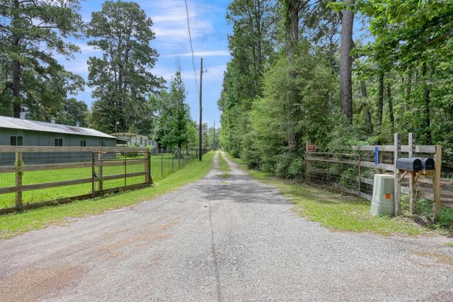 16892 Payne Road, Conroe, TX 77302