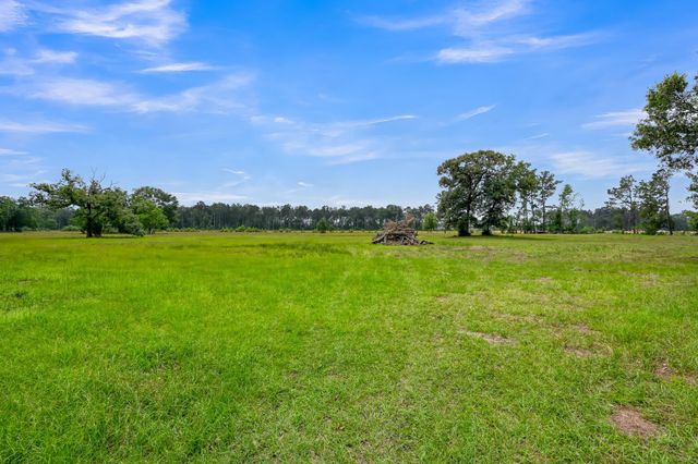 16892 Payne Road, Conroe, TX 77302