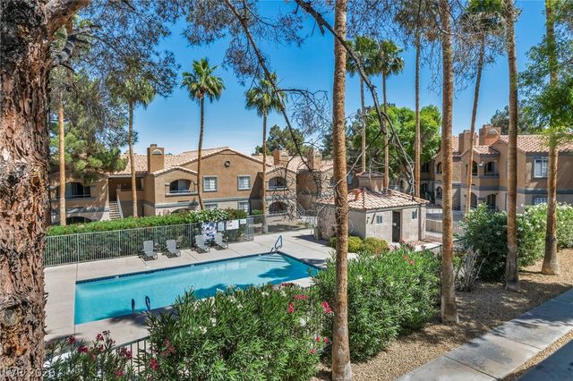 220 Mission Newport Lane 208, Las Vegas, NV 89107