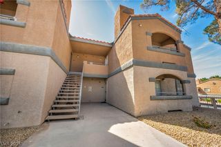 220 Mission Newport Lane 208, Las Vegas, NV 89107