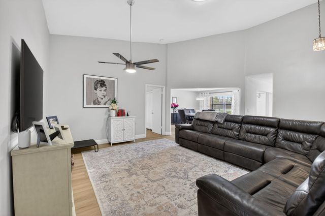 2360 NW 12th Street, Delray Beach, FL 33445