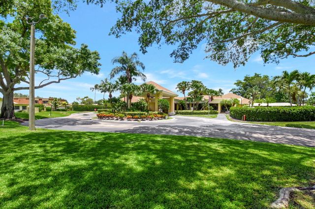 2360 NW 12th Street, Delray Beach, FL 33445