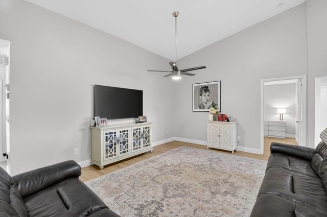 2360 NW 12th Street, Delray Beach, FL 33445