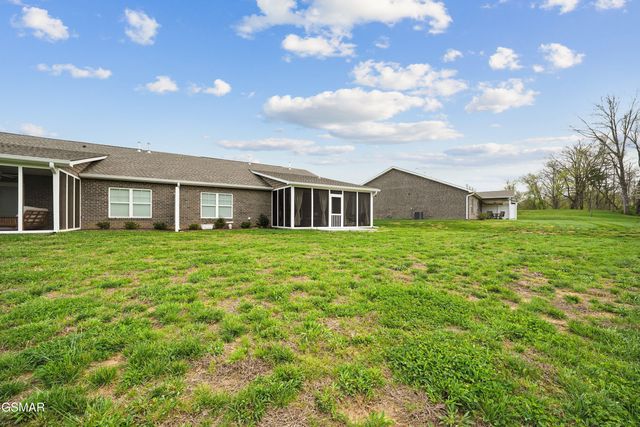 736 Snowflower Circle, Pigeon Forge, TN 37863