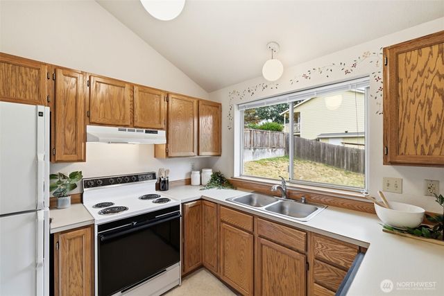 10205 107th Street Ct SW, Lakewood, WA 98498