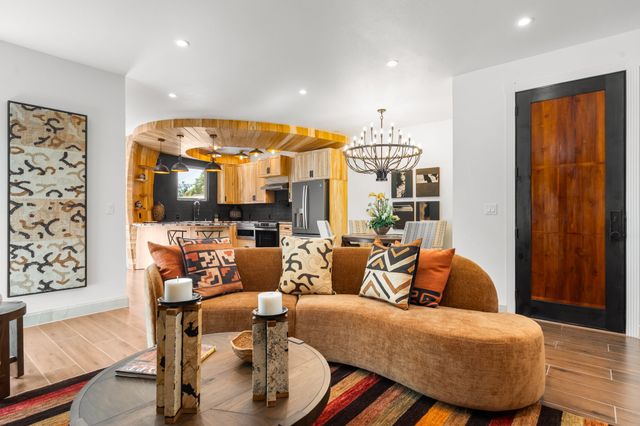 929 Shoofly Street B, Santa Fe, NM 87505