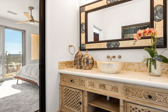 929 Shoofly Street B, Santa Fe, NM 87505
