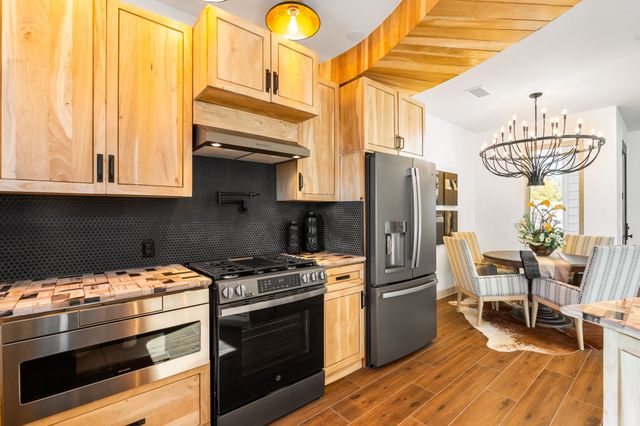 929 Shoofly Street B, Santa Fe, NM 87505