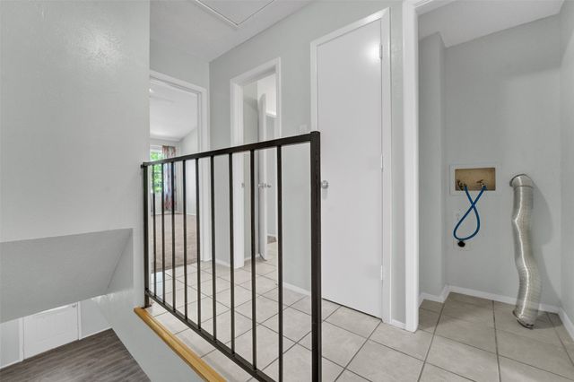 641 Carriagehouse Lane 7, Garland, TX 75040