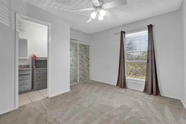 641 Carriagehouse Lane 7, Garland, TX 75040