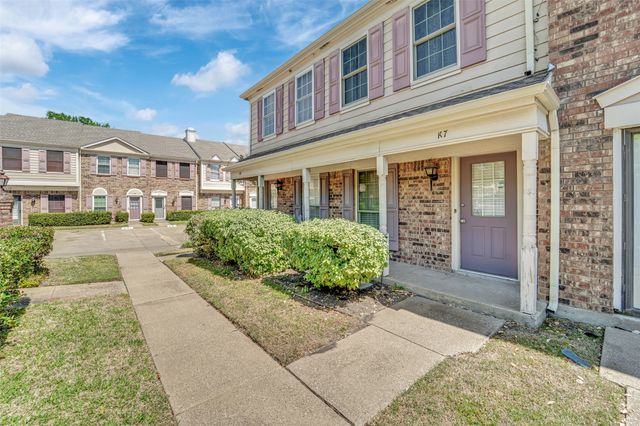 641 Carriagehouse Lane 7, Garland, TX 75040