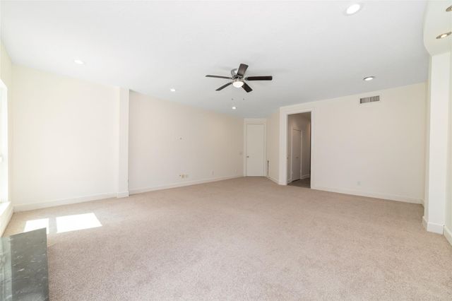 8115 Fondren Lake Drive, Houston, TX 77071