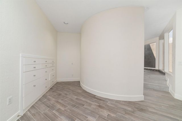 8115 Fondren Lake Drive, Houston, TX 77071