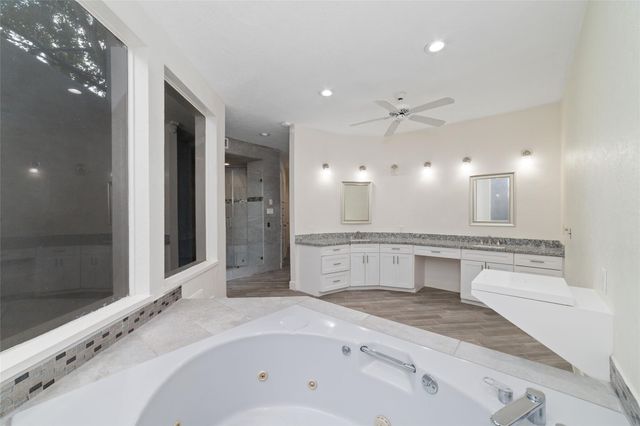 8115 Fondren Lake Drive, Houston, TX 77071