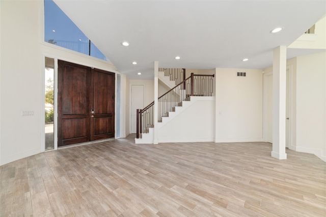 8115 Fondren Lake Drive, Houston, TX 77071