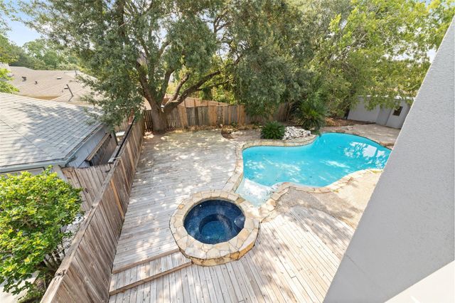 8115 Fondren Lake Drive, Houston, TX 77071