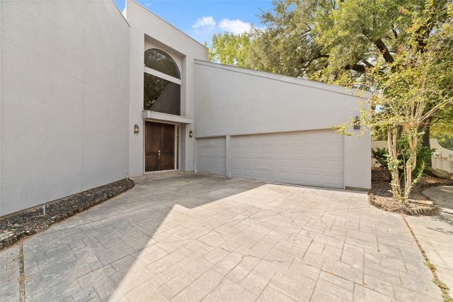 8115 Fondren Lake Drive, Houston, TX 77071