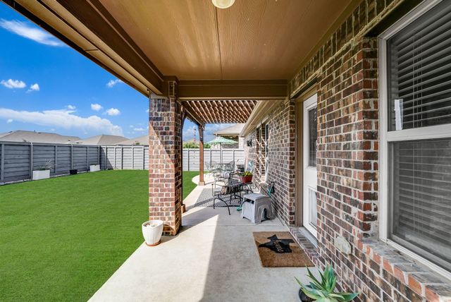 1528 Grassy Knoll Trail, Little Elm, TX 76227