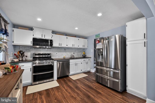 3 FOXWOOD CT, Sicklerville, NJ 08081