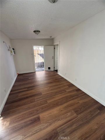 260 E South, Long Beach, CA 90805