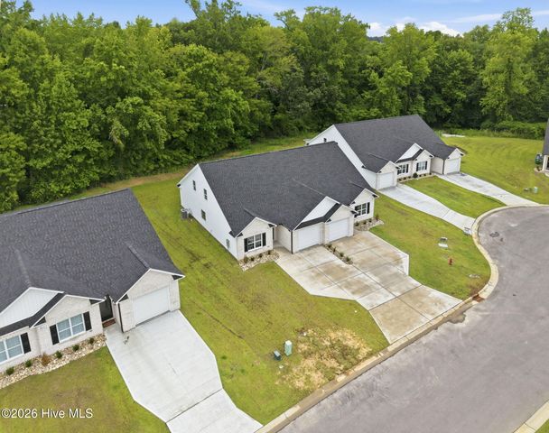 2008 Dartford Drive B, Greenville, NC 27834