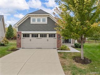 2275 Cournier Street, St Charles, MO 63301