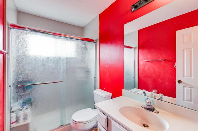 1605 Dapplegrey LN, Austin, TX 78727