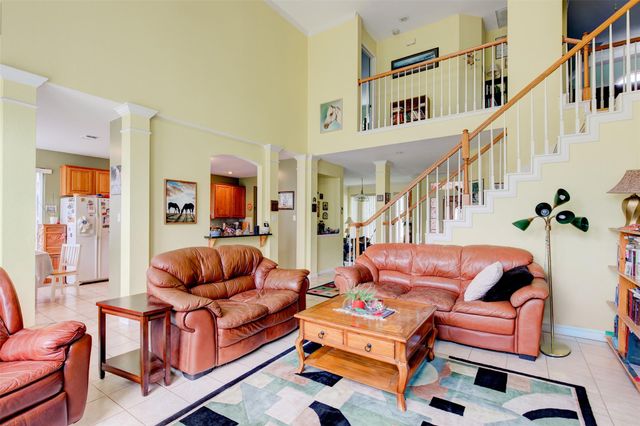 1605 Dapplegrey LN, Austin, TX 78727