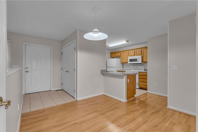 1522 Legend Trail Drive B, Lawrence, KS 66047