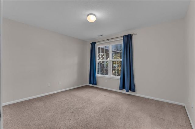 1522 Legend Trail Drive B, Lawrence, KS 66047