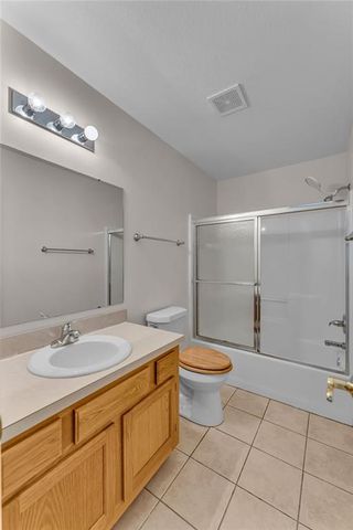 1522 Legend Trail Drive B, Lawrence, KS 66047