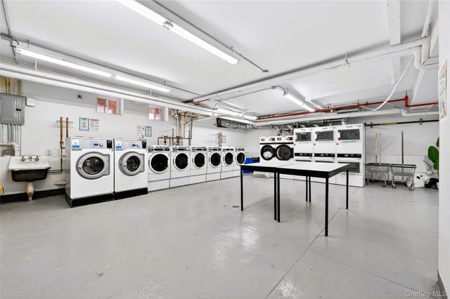 42-22 Ketcham F16, Elmhurst, NY 11372