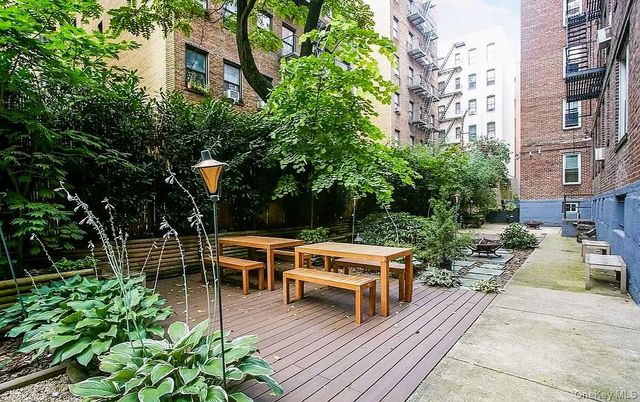 42-22 Ketcham F16, Elmhurst, NY 11372