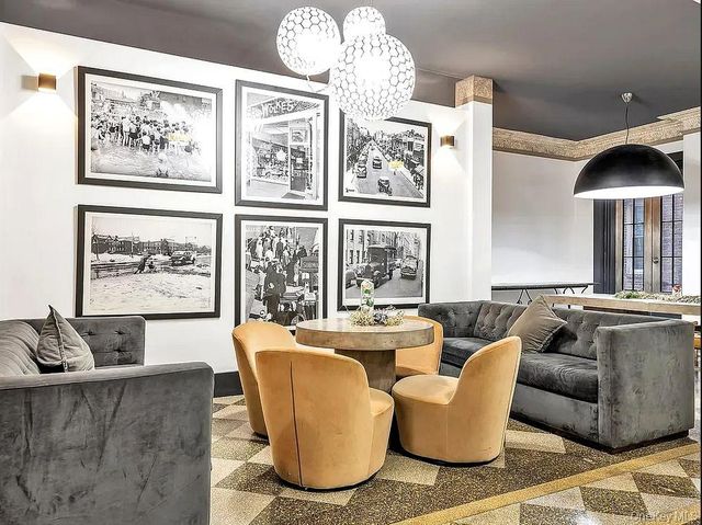 42-22 Ketcham F16, Elmhurst, NY 11372