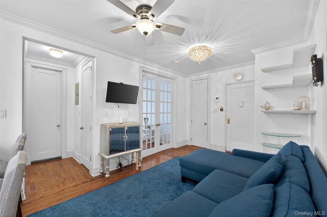 42-22 Ketcham F16, Elmhurst, NY 11372