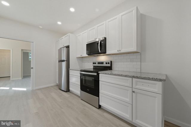 1604 W 4TH ST, Wilmington, DE 19805