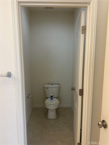 17385 Stone Celler Way, Lathrop, CA 95330