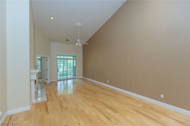 3192 Richmond Road, Beachwood, OH 44122