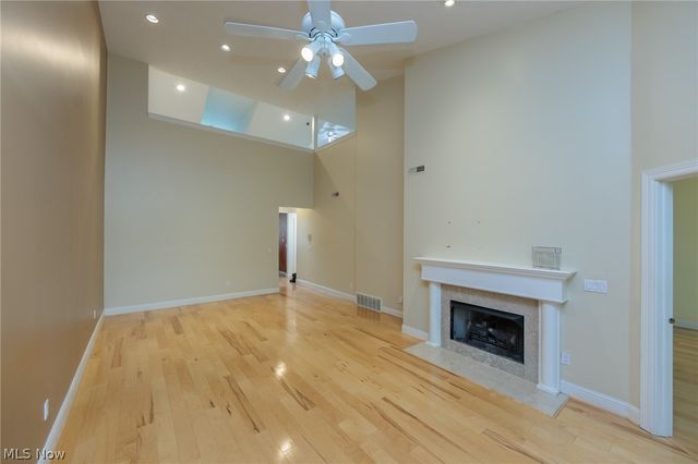 3192 Richmond Road, Beachwood, OH 44122