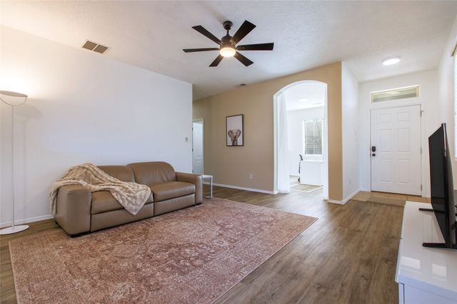 8405 Wild Dunes Avenue NW, Albuquerque, NM 87114