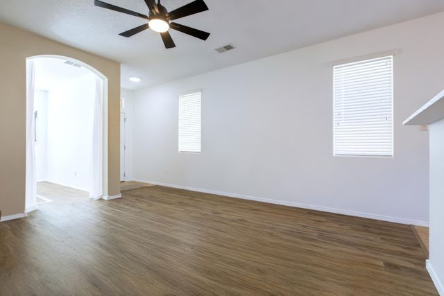 8405 Wild Dunes Avenue NW, Albuquerque, NM 87114