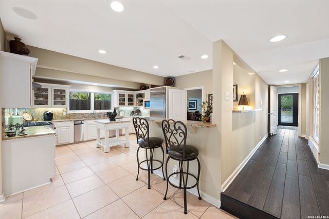 207 E SUNSET RD, San Antonio, TX 78209