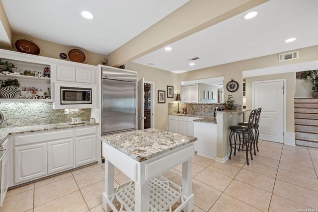 207 E SUNSET RD, San Antonio, TX 78209